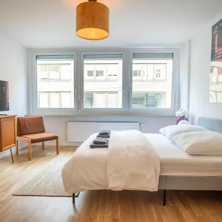 Apartment With Free Baselcard - Magritte Basel